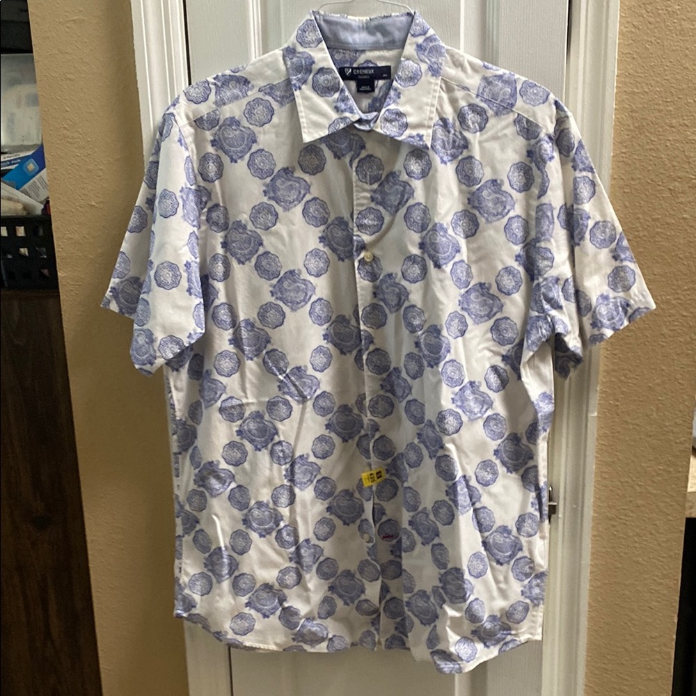 Daniel Cremieux Blue and White Casual Button Down Shirt EUC